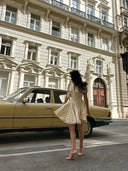<p>Effortless <em>elegance</em></p>